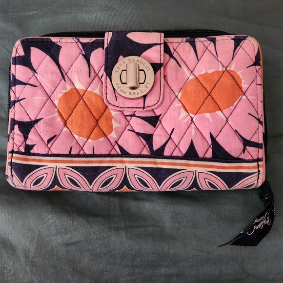 Wallet - Picture 3 of 6